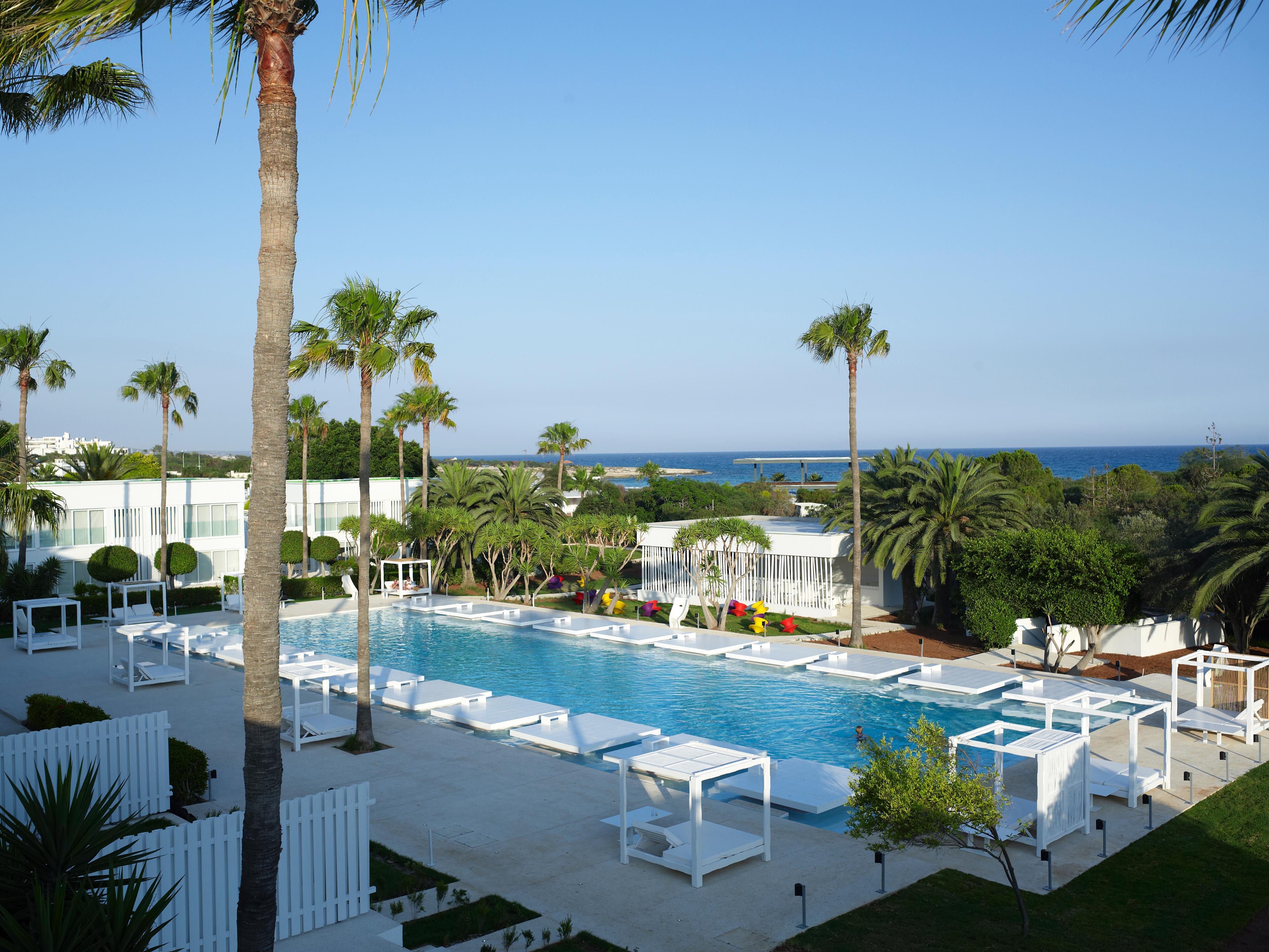 So White Beach Resort Ajía Nápa Eksteriør bilde